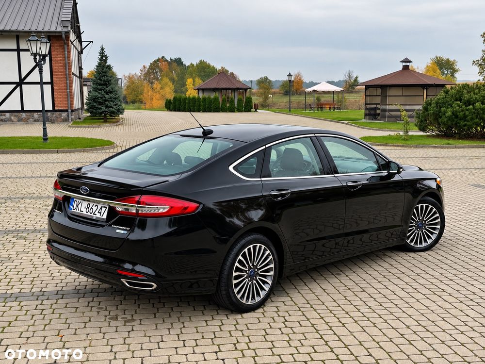 Ford Fusion 2.0 EcoBoost Titanium - 4