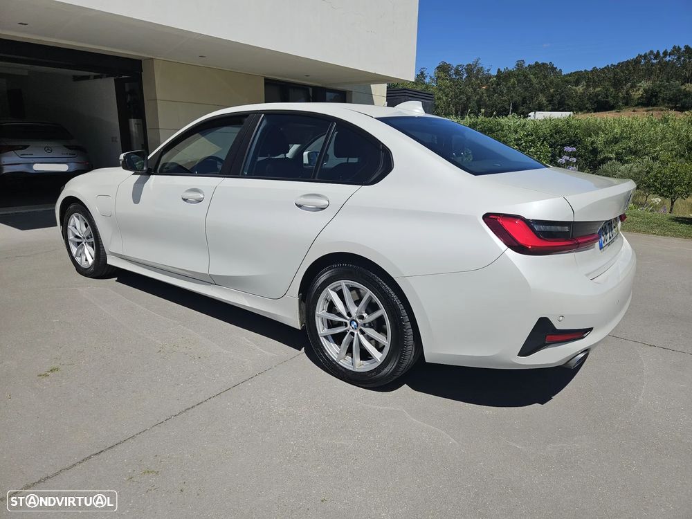 BMW 330 e Corporate Edition Auto - 2
