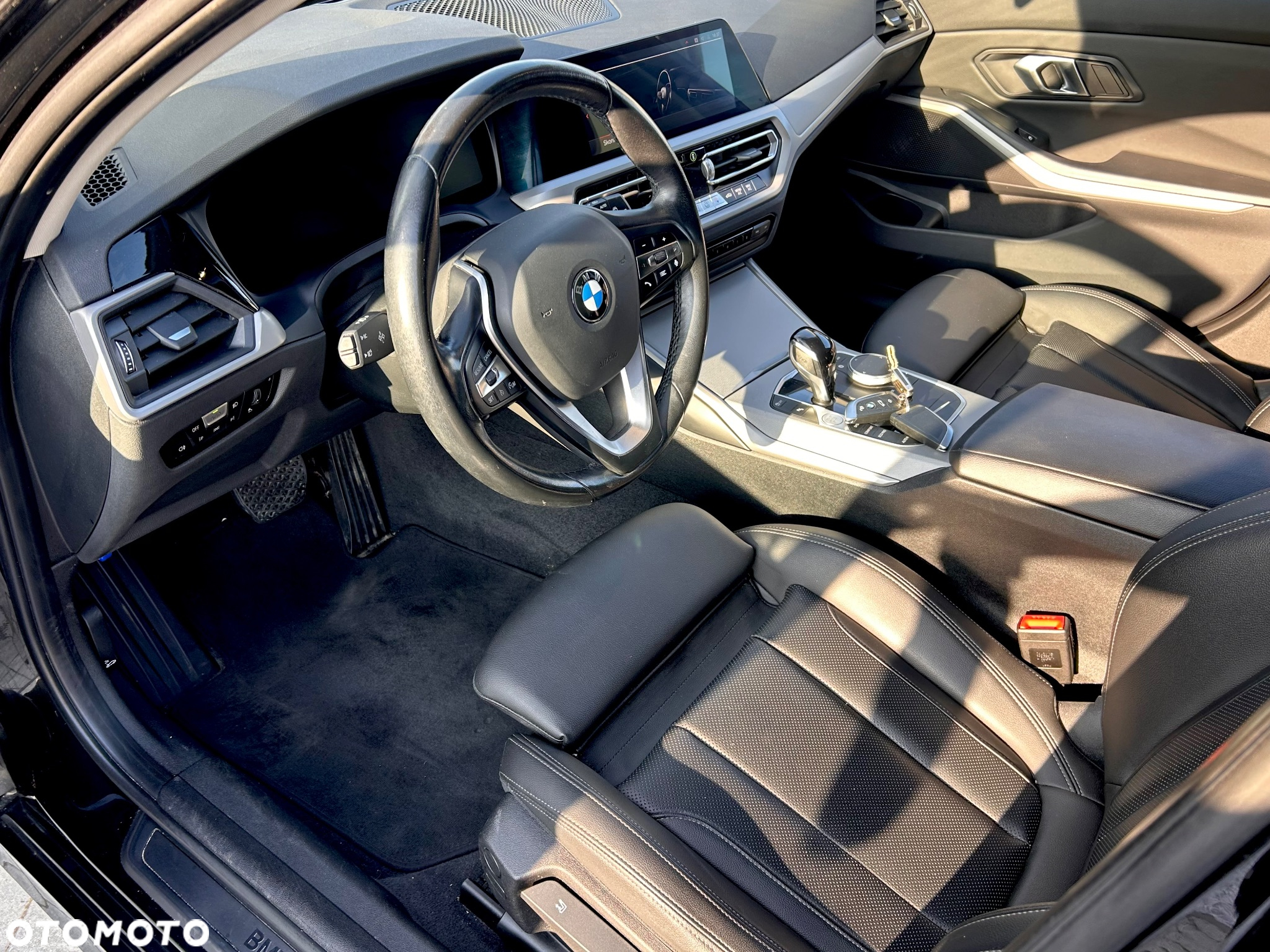 BMW Seria 3 318d Sport Line - 12