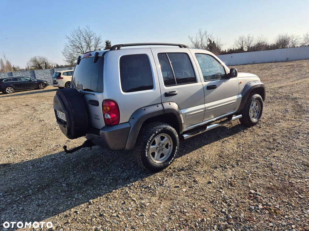Jeep Cherokee 2.8 CRD Exclusive - 11