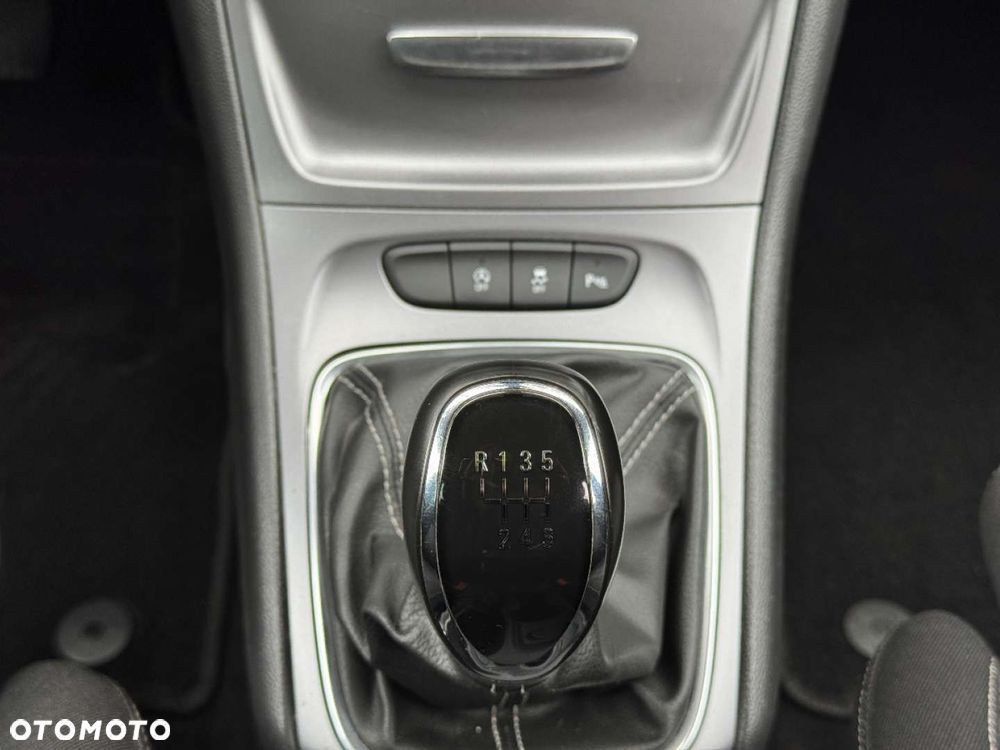 Opel Astra 1.4 Turbo Innovation - 30