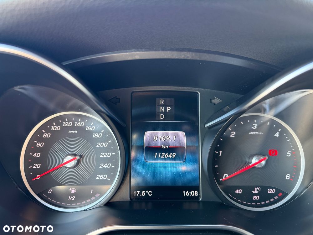 Mercedes-Benz Klasa V 300 d 4-Matic Exclusive 9G-Tronic (d³ugi) - 14