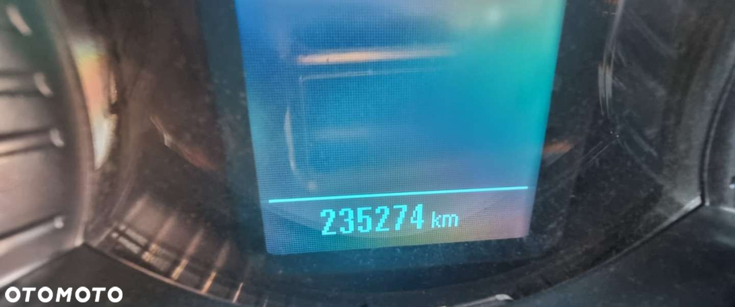 Chevrolet Cruze - 13