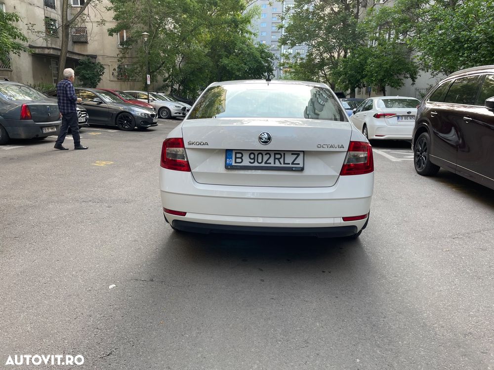 Skoda Octavia 1.6 TDI Ambition - 5