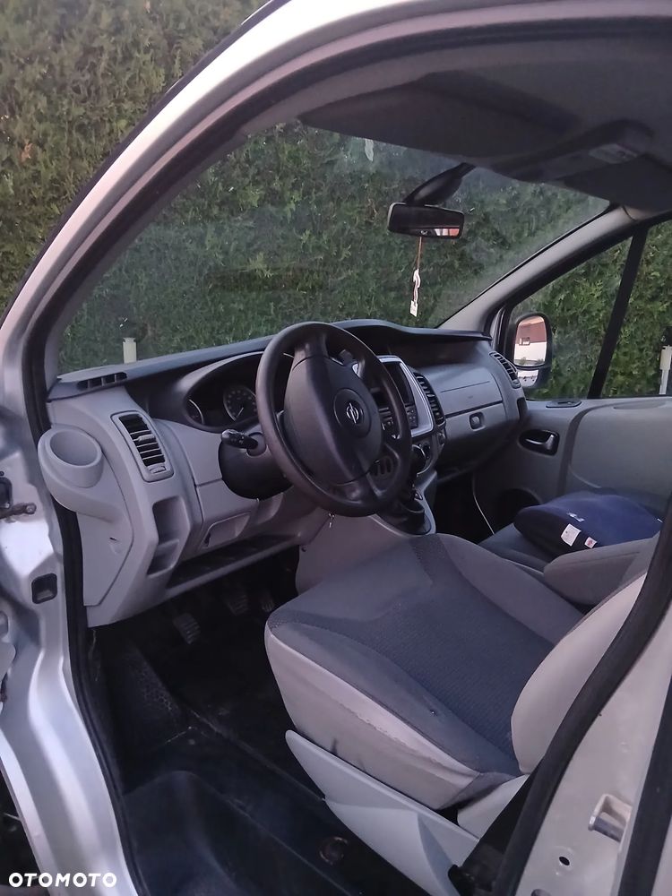 Opel Vivaro - 6