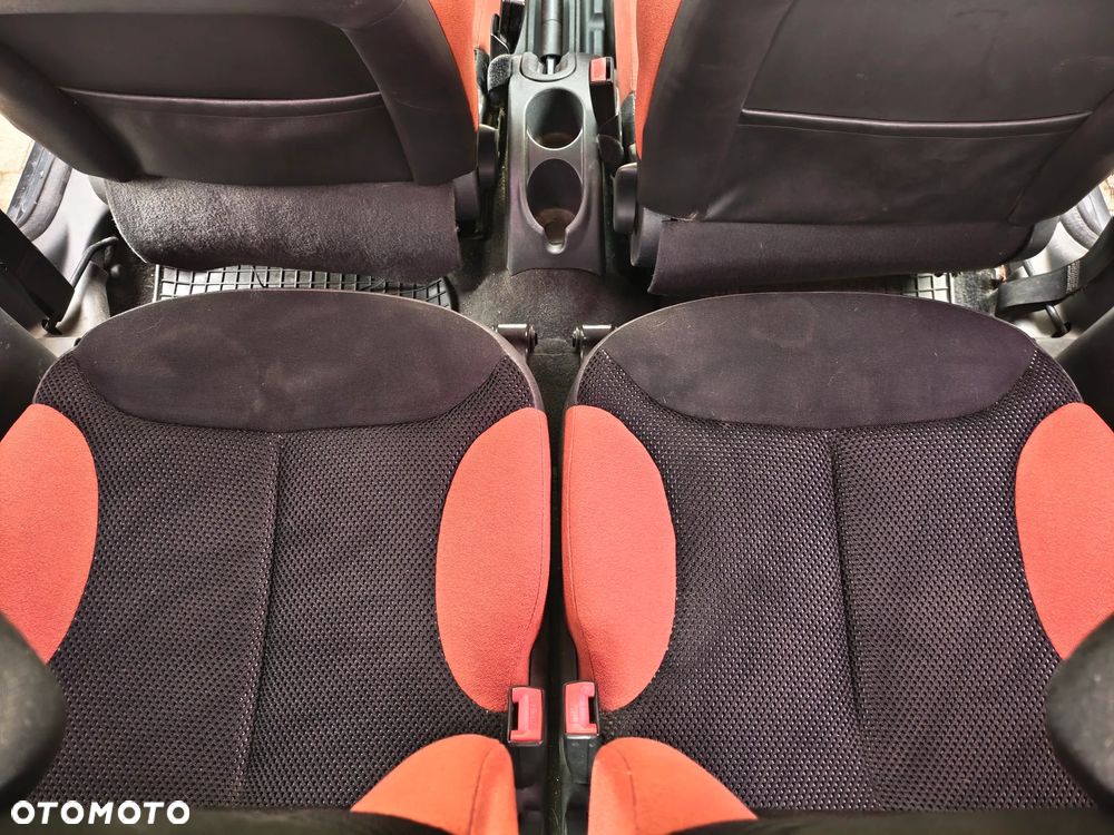 Citroën C2 1.6 VTS - 14