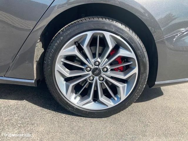 Ford Focus SW 1.0 EcoBoost Hybrid Aut. ST-LINE DESIGN - 13