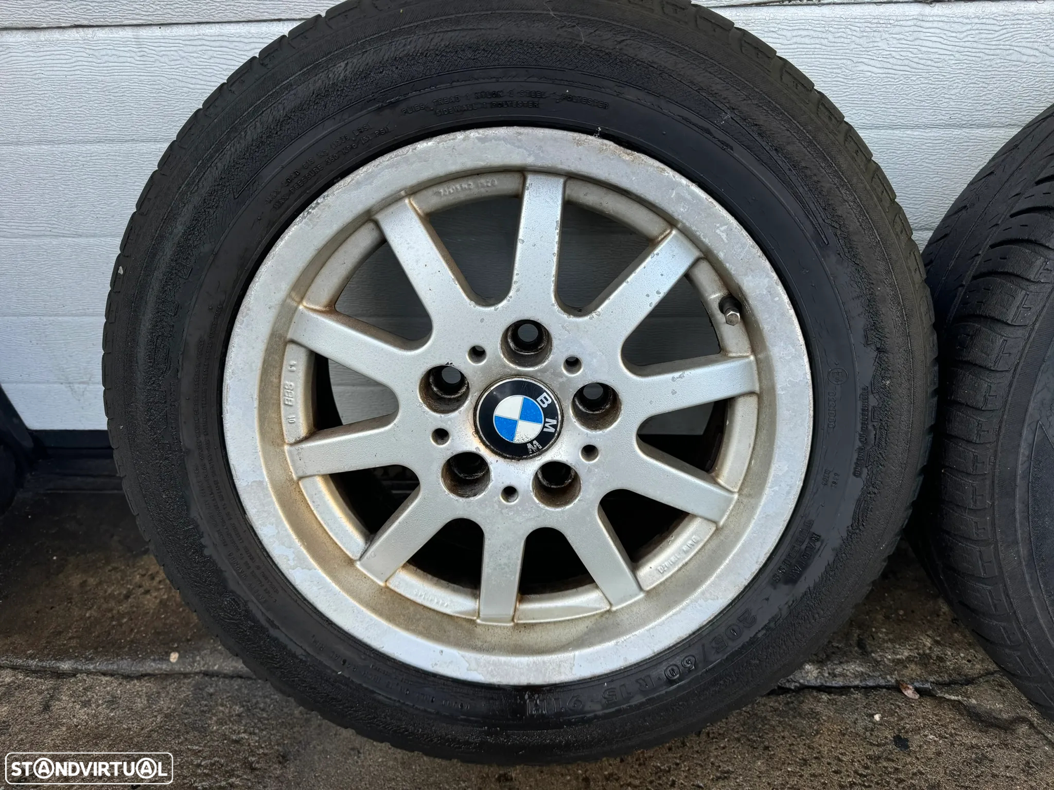 4 Jantes BMW+ 4 Pneus 205/60 R15 - 2