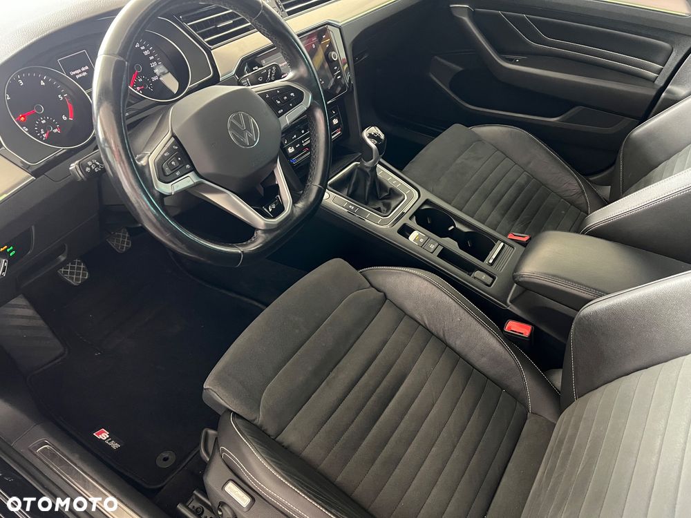 Volkswagen Passat 2.0 TDI EVO Business - 15