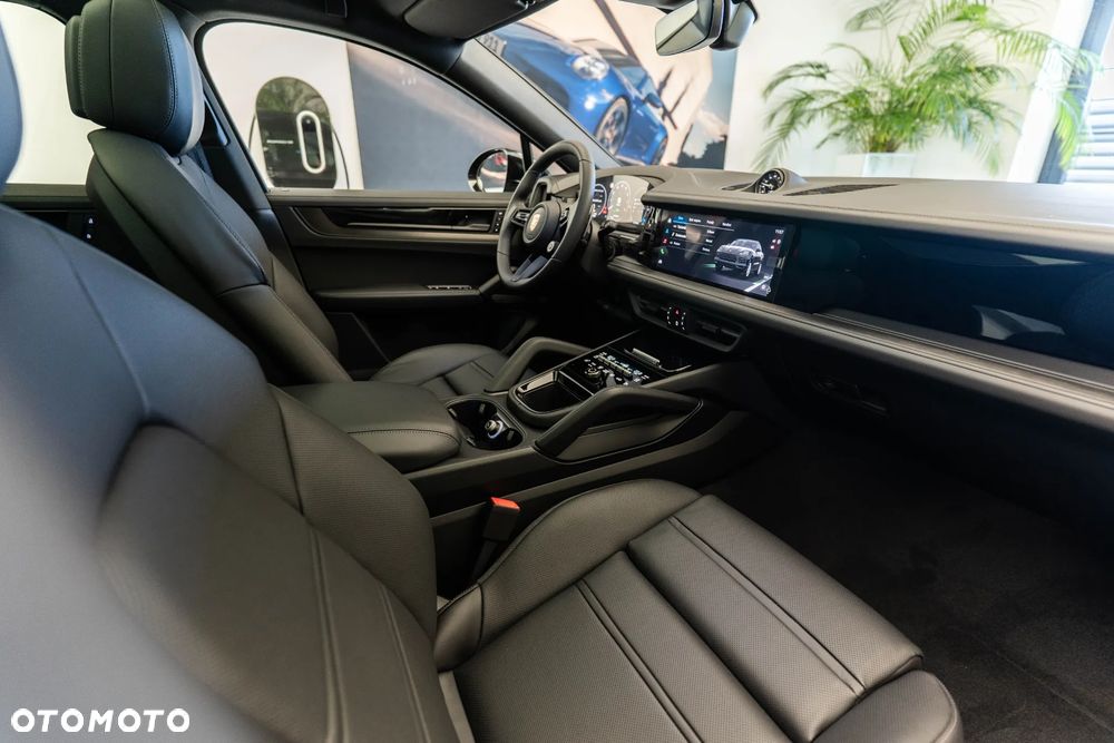 Porsche Cayenne Black Edition - 15