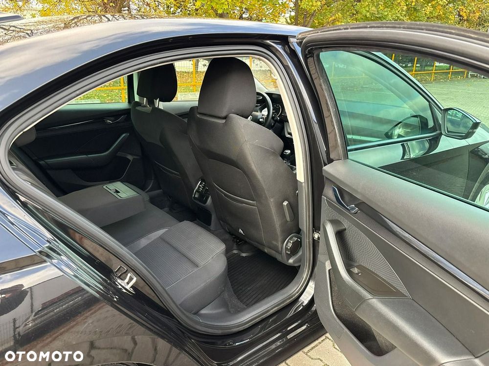 Skoda Octavia 1.5 TSI ACT Ambition - 18