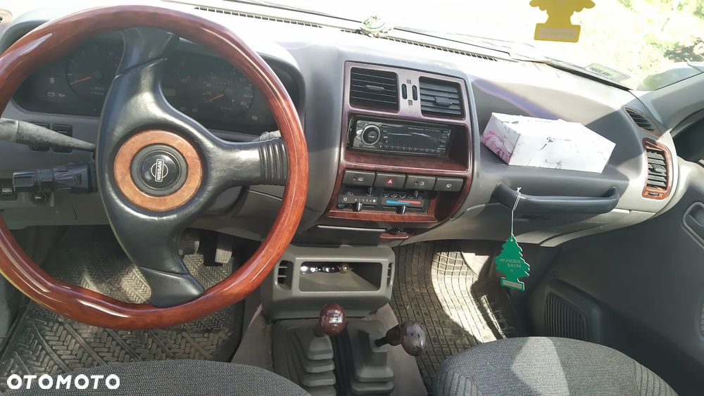 Nissan Terrano - 7