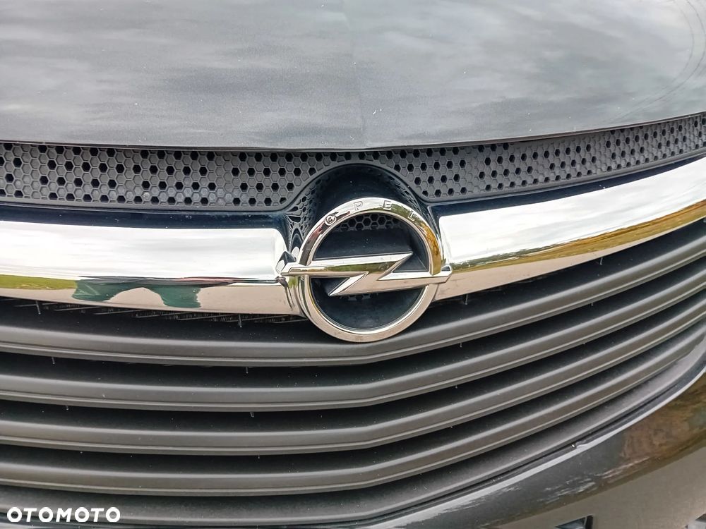 Opel Vivaro L2H1 2,9t Elegance Premium - 15