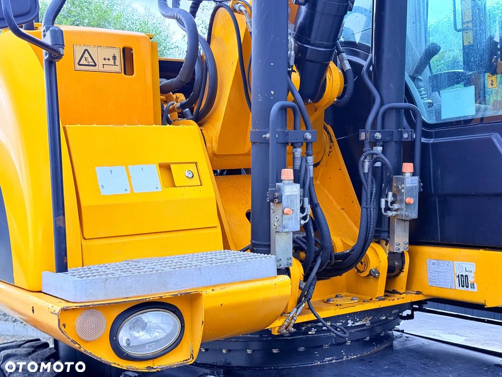 JCB * JCB JS 145 W * Koparka Kołowa * - 24