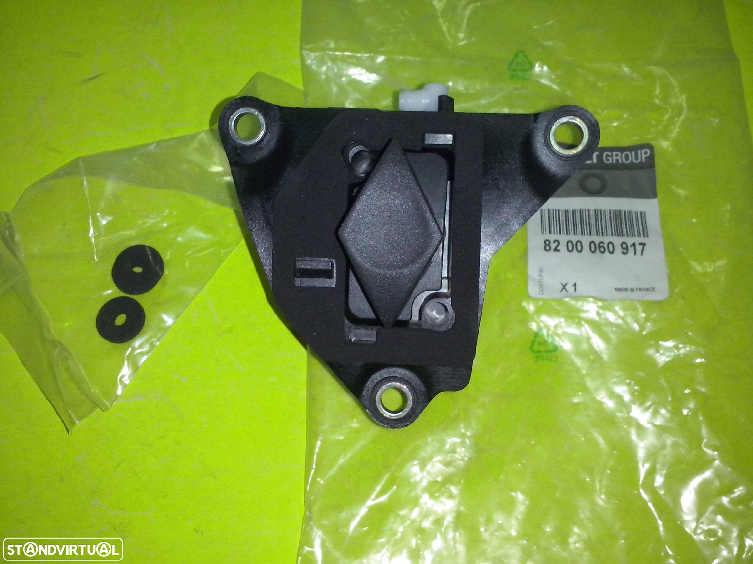 Mecanismo /Botão completo da Mala Renault Clio II NOVO e ORIGINAL - 1