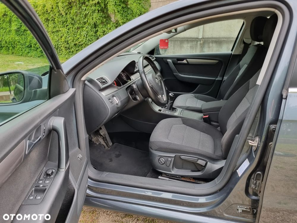 Volkswagen Passat 1.8 TSI Comfortline - 8