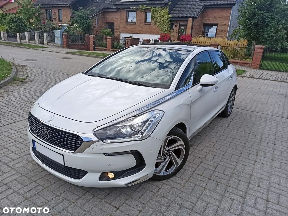 Citroen DS5 BlueHDi 180 SportChic, 2015