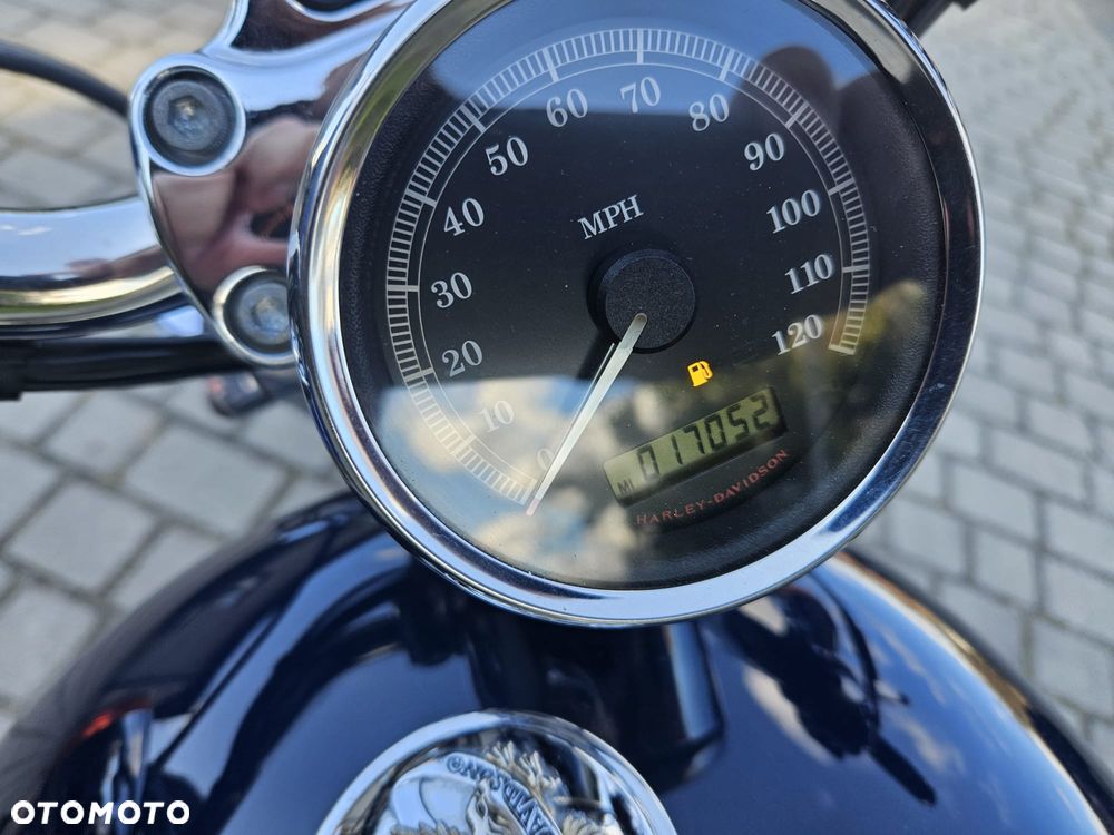 Harley-Davidson Sportster Custom 1200C - 10
