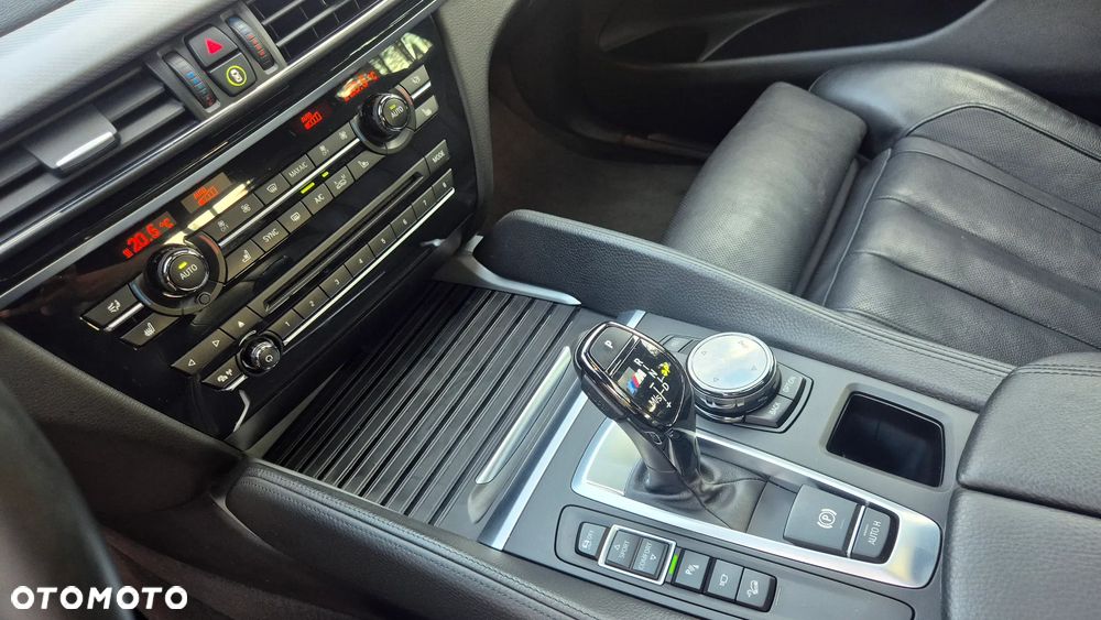 BMW X6 - 11
