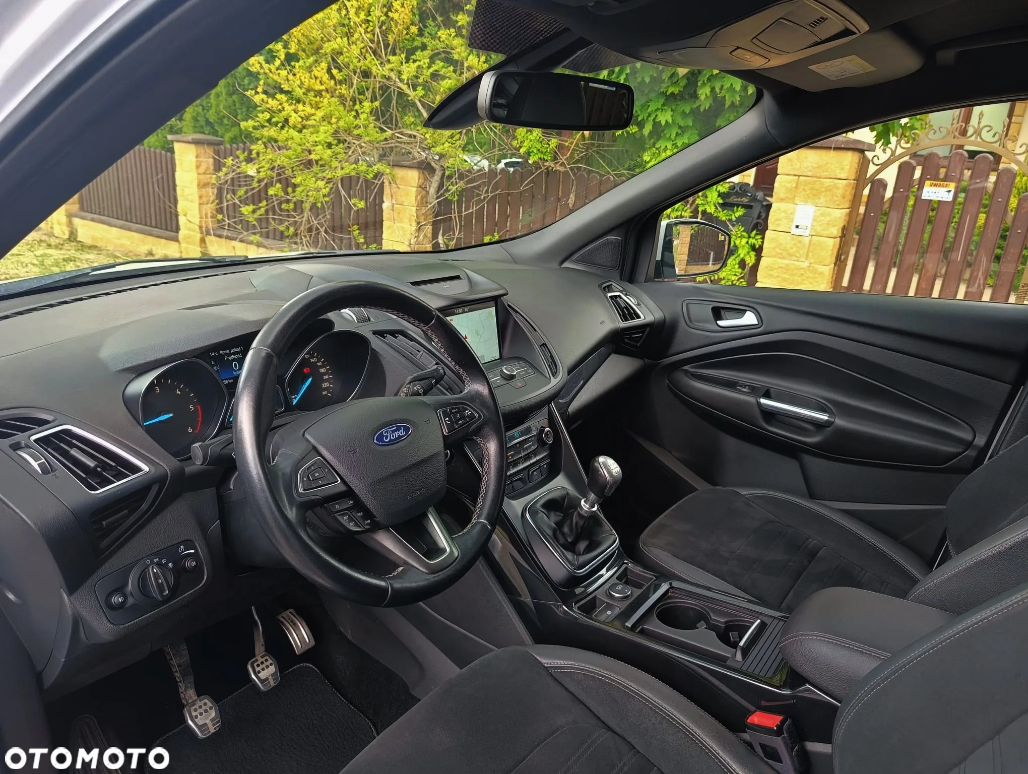 Ford Kuga 2.0 TDCi 2x4 Titanium - 5