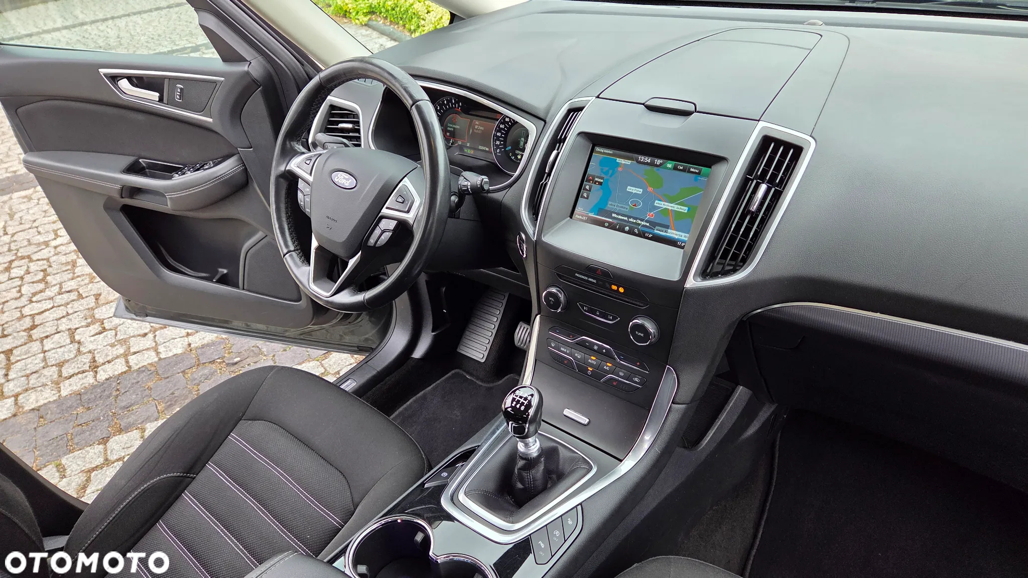 Ford Galaxy 2.0 TDCi Titanium - 34