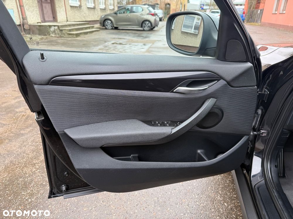 BMW X1 sDrive18d - 10