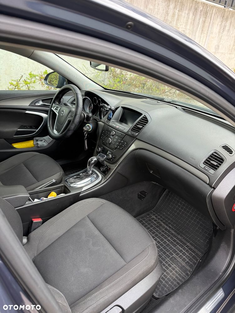 Opel Insignia 2.0 CDTI - 9