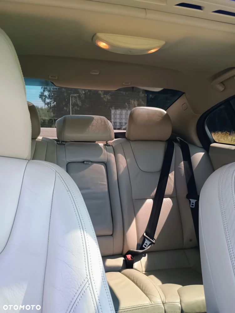 Volvo S60 T6 AWD Geartronic Summum - 24