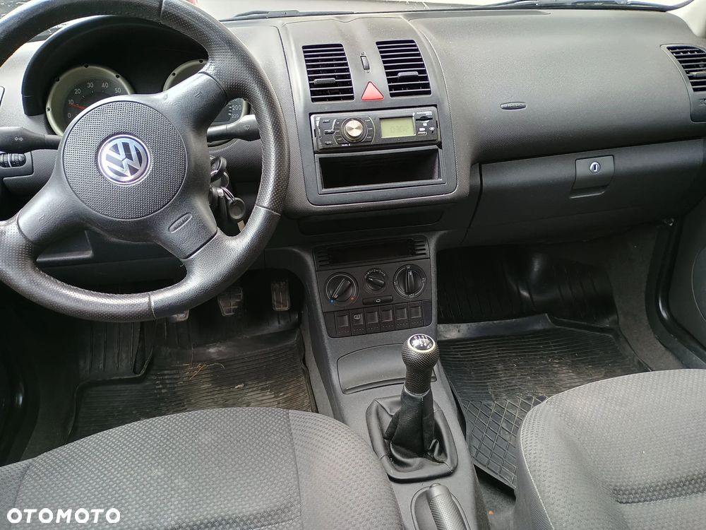 Volkswagen Polo - 5