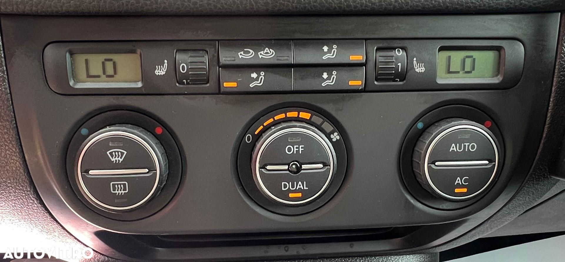 Volkswagen Tiguan - 12