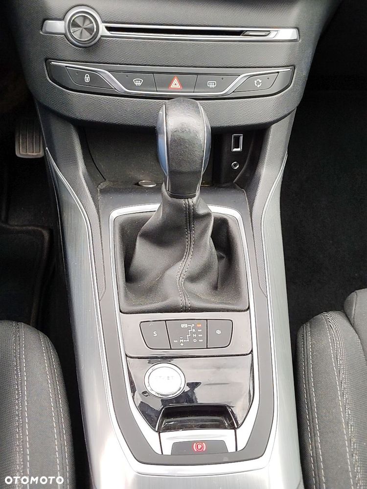 Peugeot 308 BlueHDi 150 Automatik Stop & Start Allure - 14