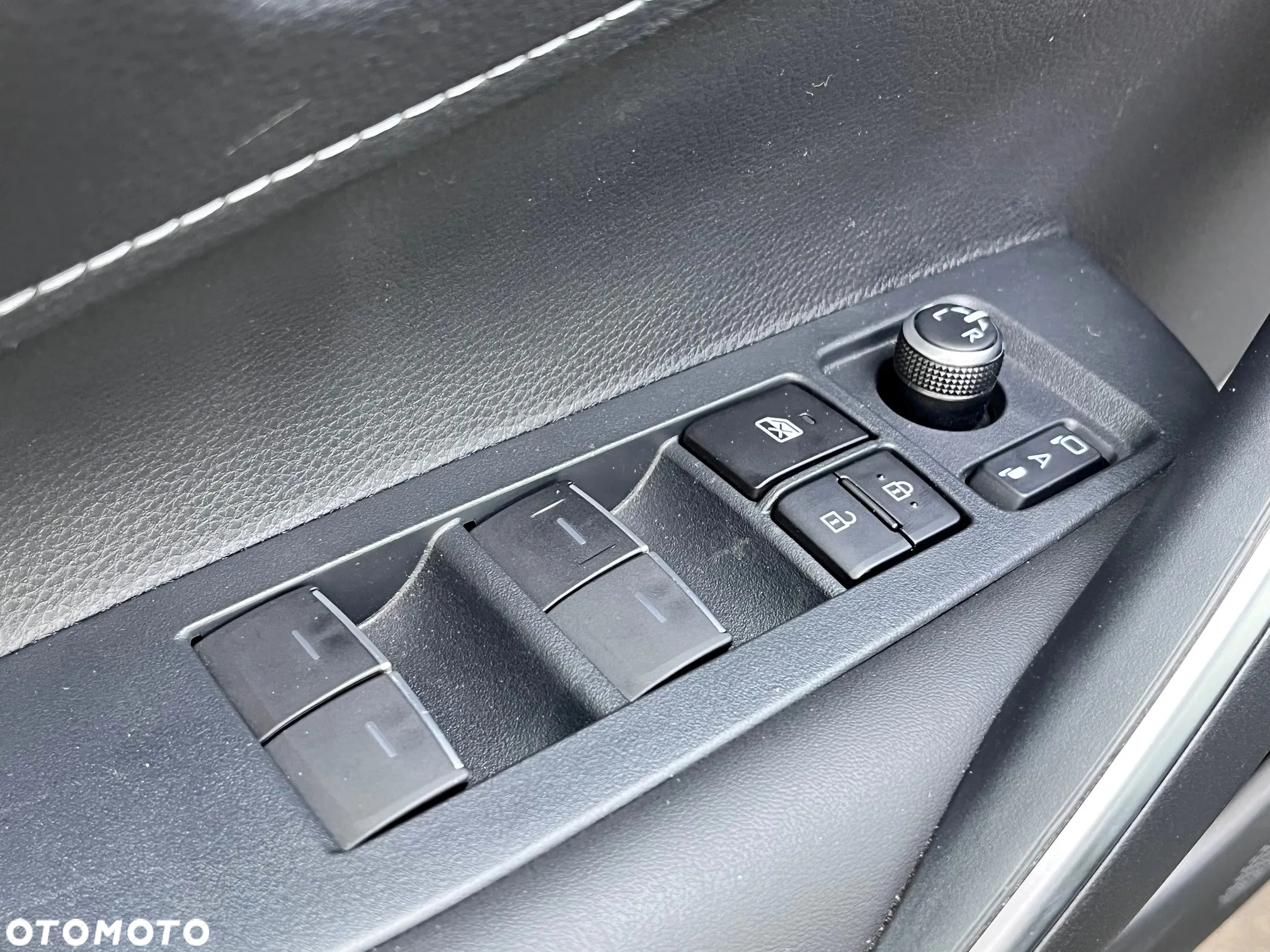Suzuki Swace 1.8 Hybrid Elegance CVT - 24
