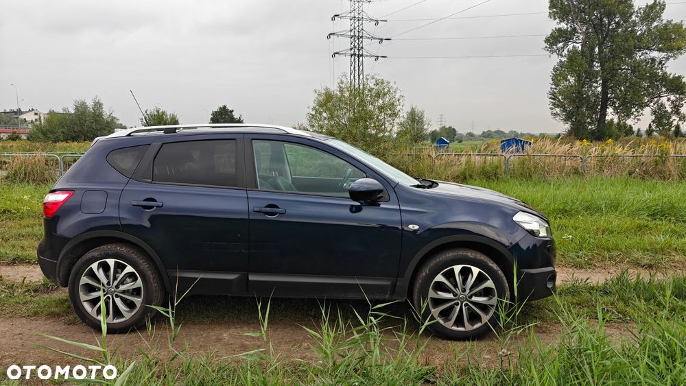 Nissan Qashqai 2.0 dCi 4x4 Tekna Premium - 16