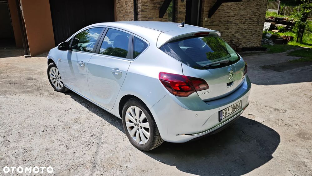 Opel Astra 1.6 CDTI Cosmo - 16