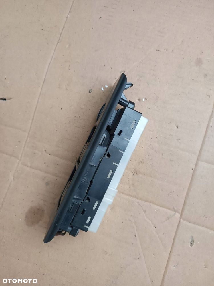 przełącznik / przycisk otwierania szyb nissan pathfinder r51 navara d40 - 2