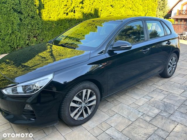 Hyundai i30 1.4 Classic + - 18