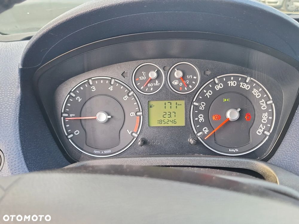 Ford Fiesta - 16