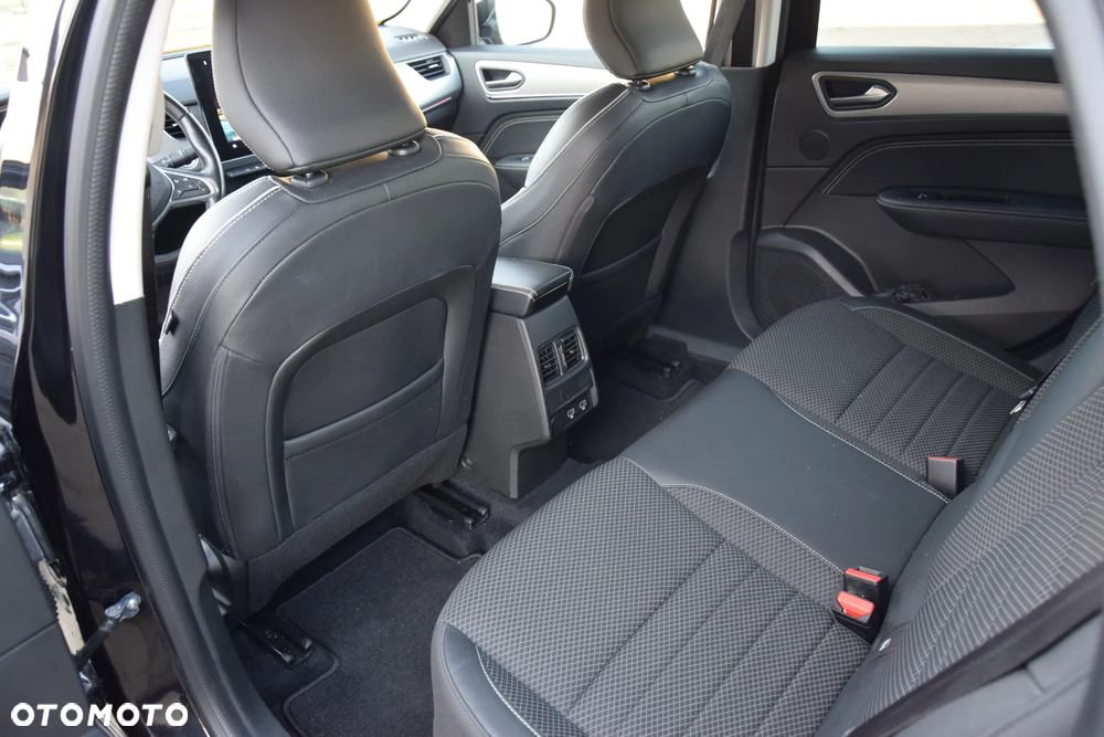 Renault Arkana 1.6 E-TECH Intens MMT - 14
