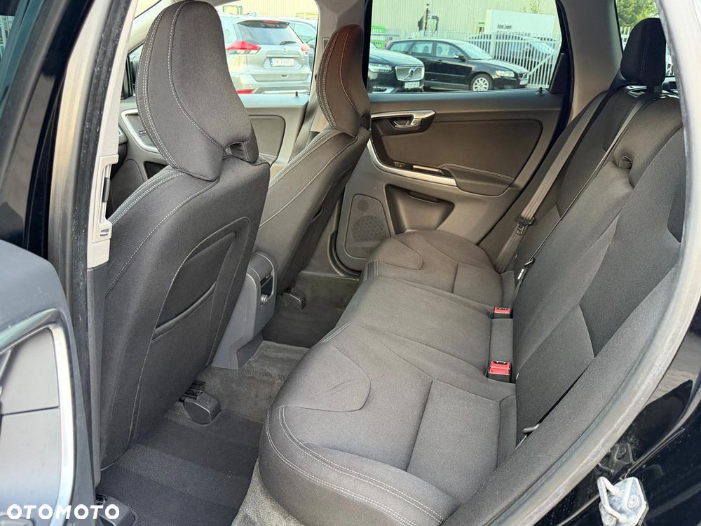 Volvo XC 60 D4 Drive-E Kinetic - 11
