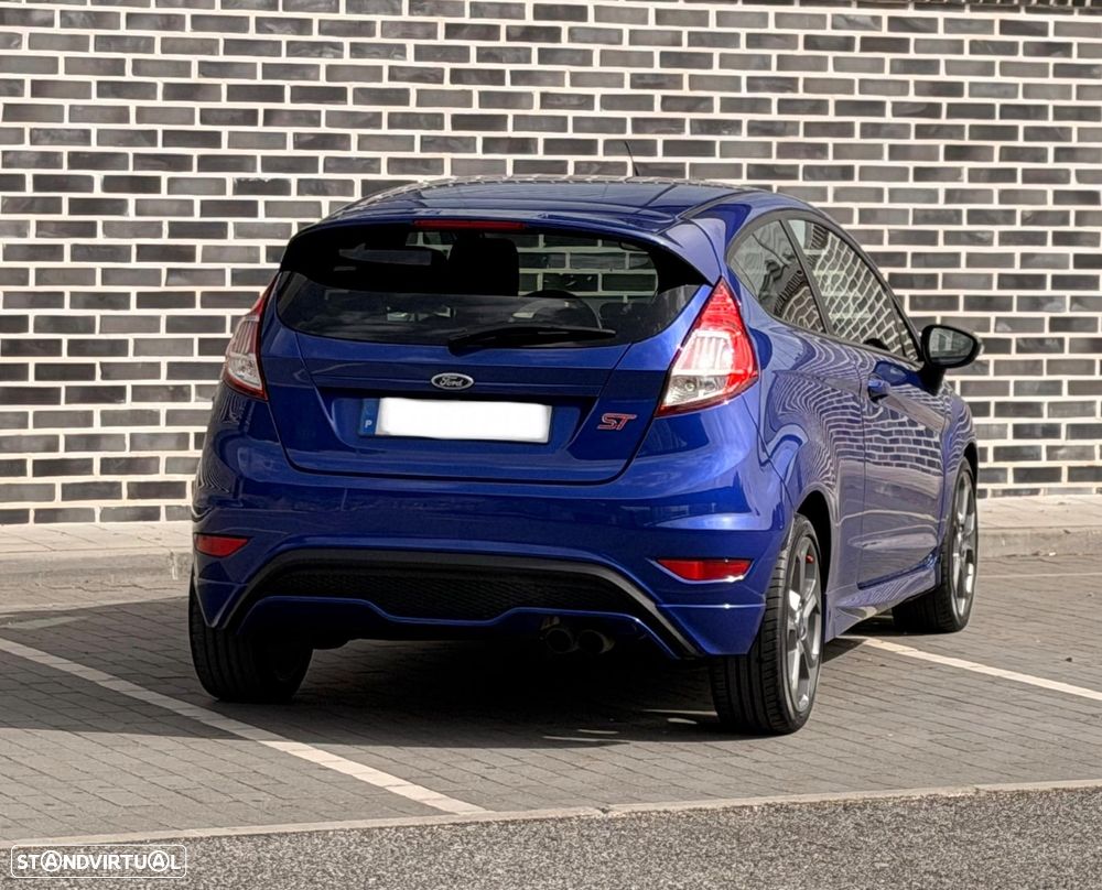 Ford Fiesta 1.6 EcoBoost ST - 6