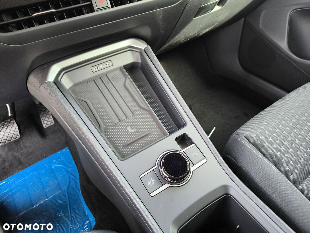 Volkswagen T-Roc - 15