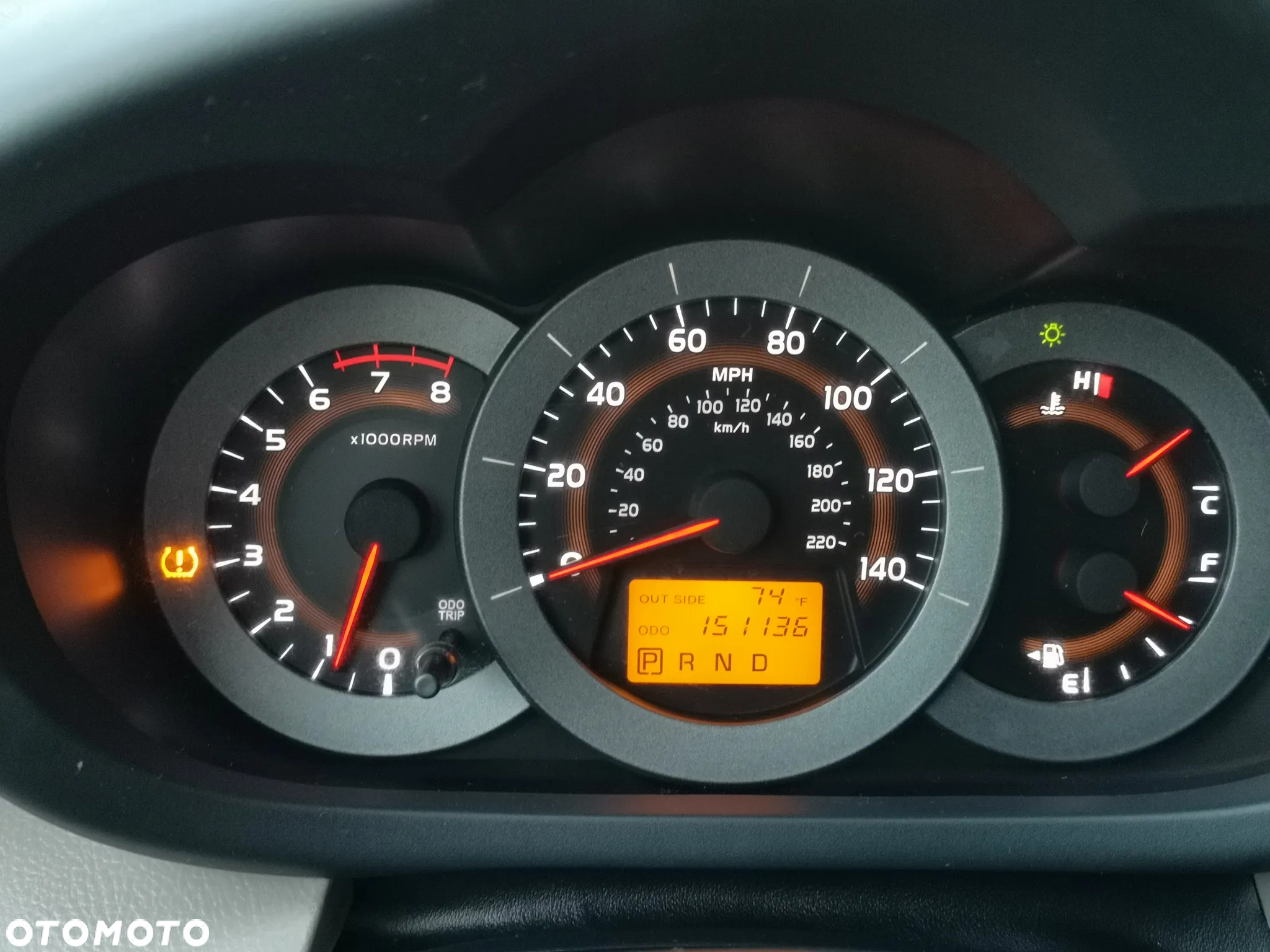 Toyota RAV4 - 24