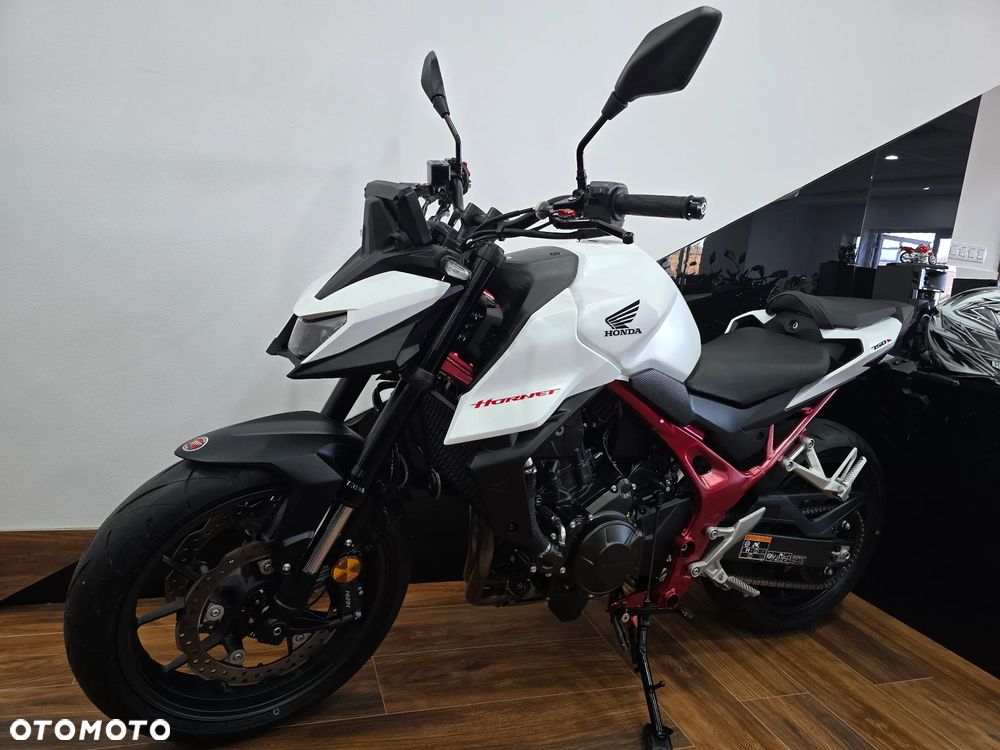 Honda Hornet - 7