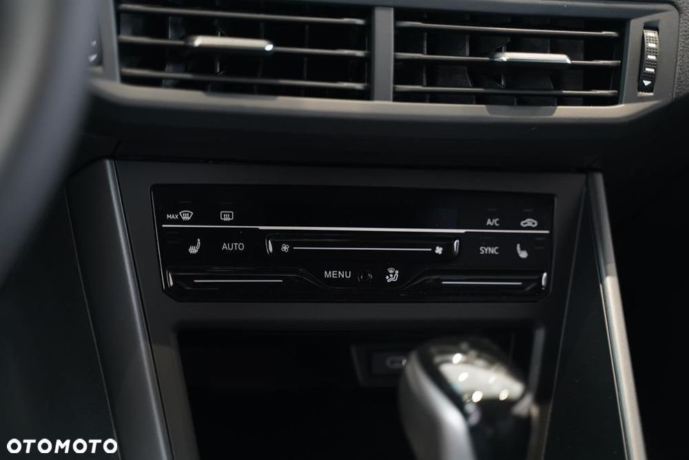 Volkswagen Taigo 1.5 TSI ACT R-Line Plus DSG - 19