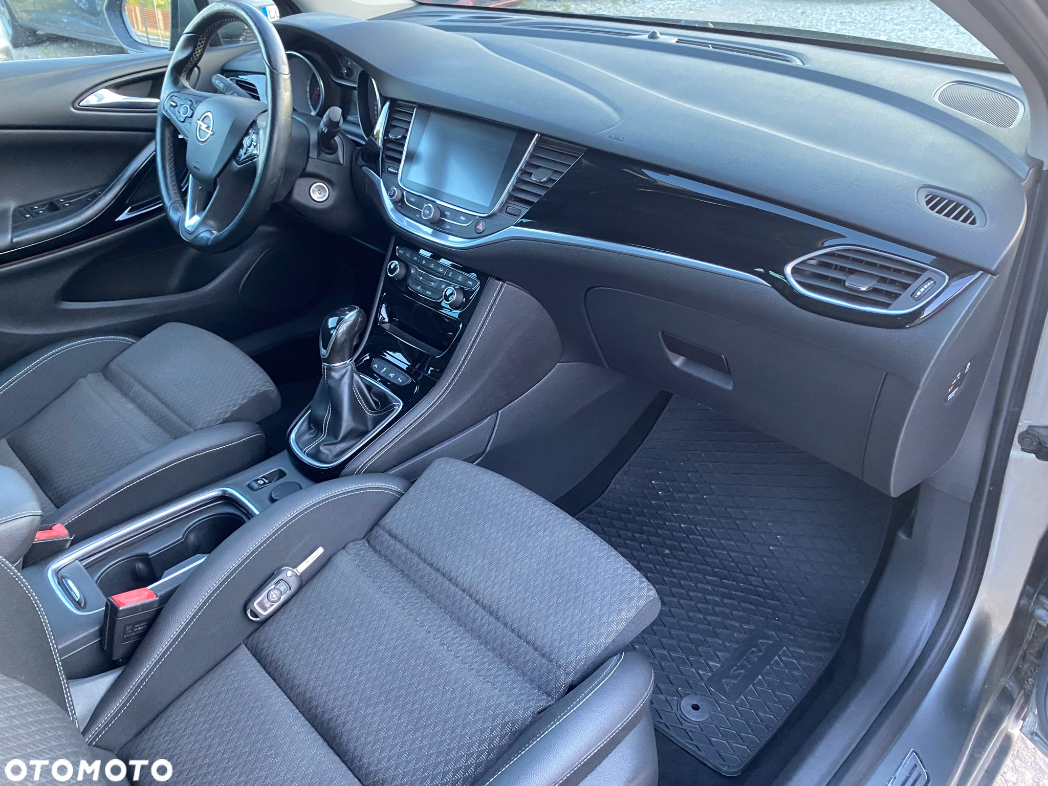 Opel Astra 1.4 Turbo Start/Stop Sports Tourer Innovation - 24