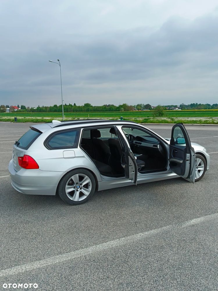 BMW Seria 3 318d - 7