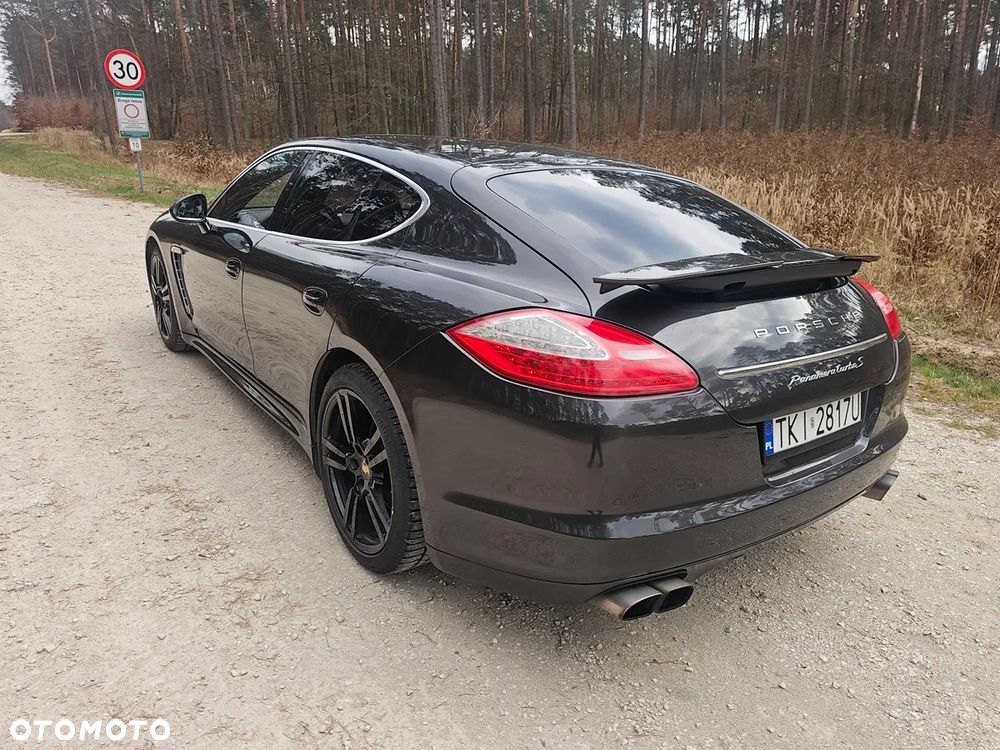 Porsche Panamera Turbo S - 4