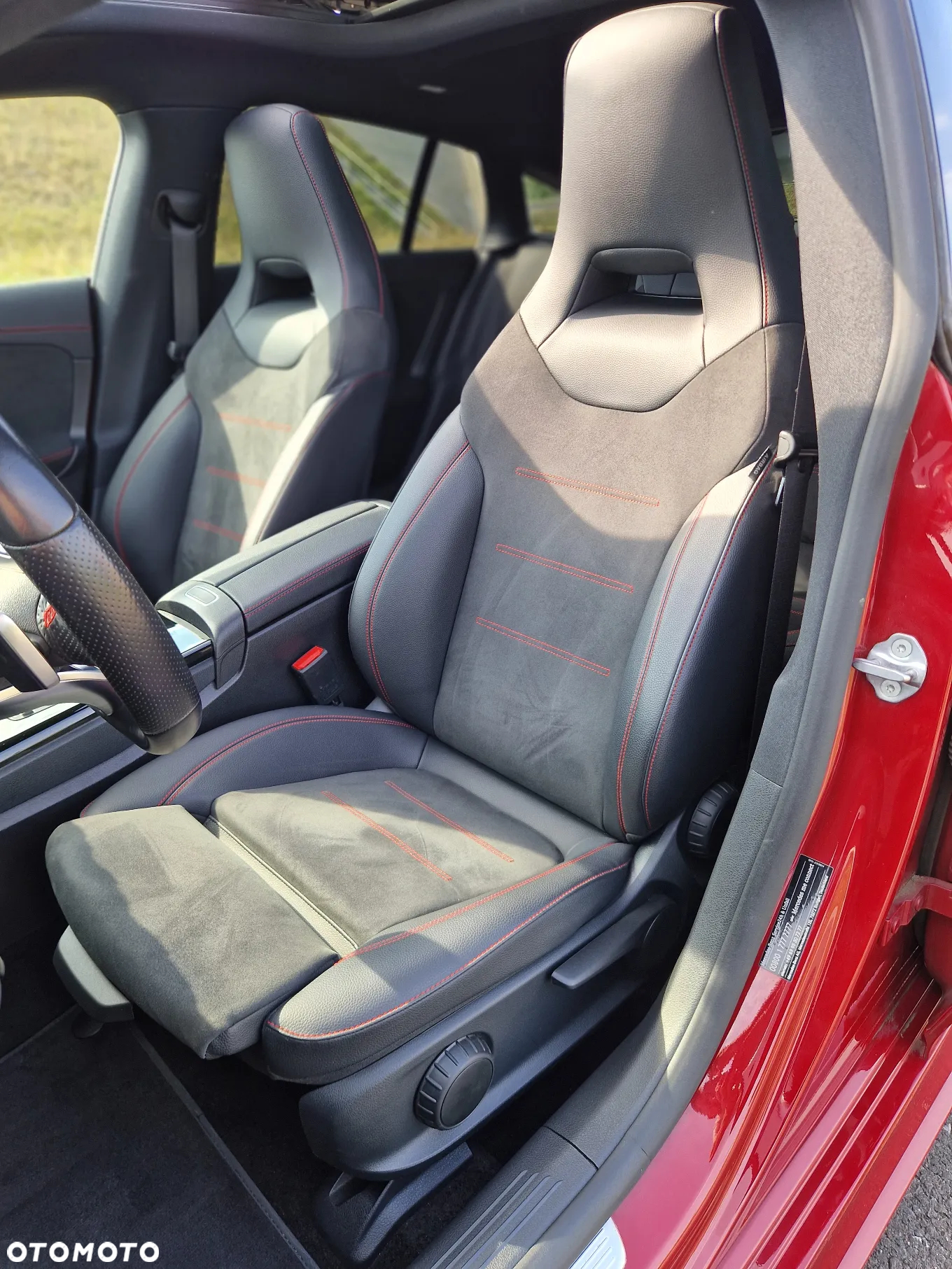 Mercedes-Benz CLA 250 e PHEV AMG Line 8G-DCT - 19