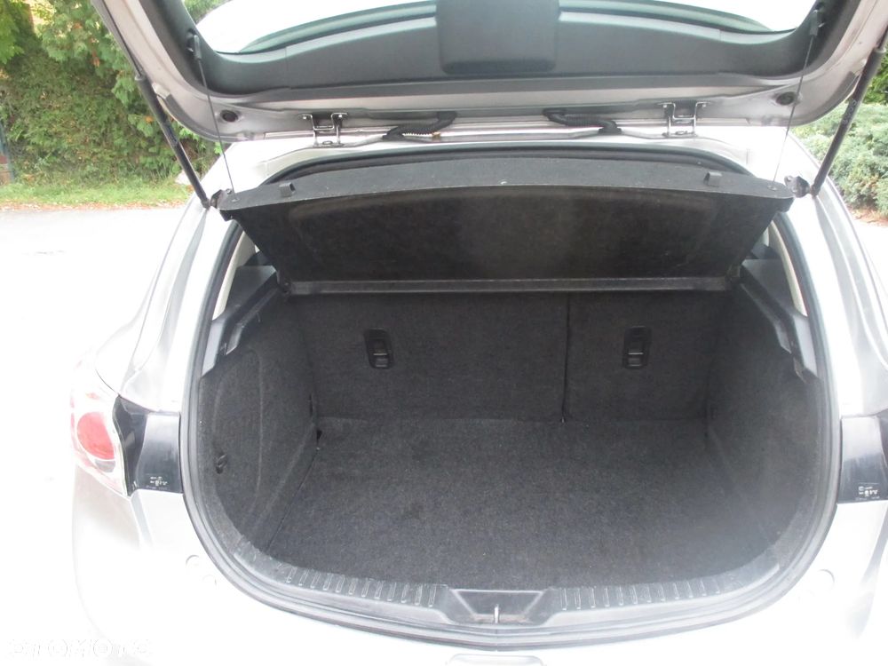 Mazda 3 - 12