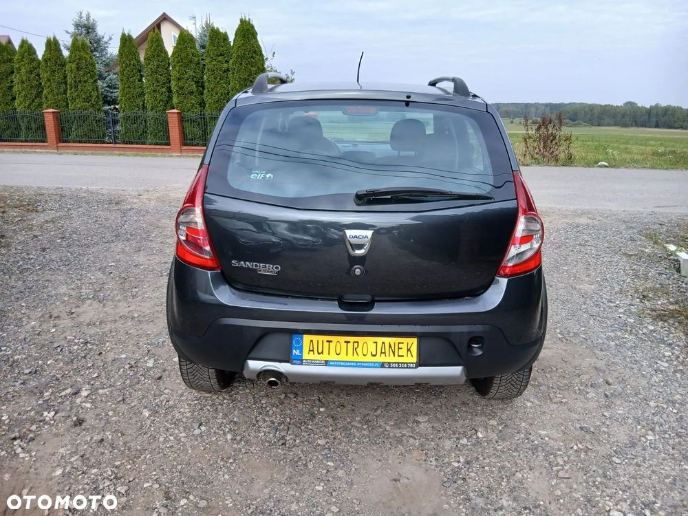 Dacia Sandero 1.6 MPI Stepway - 5